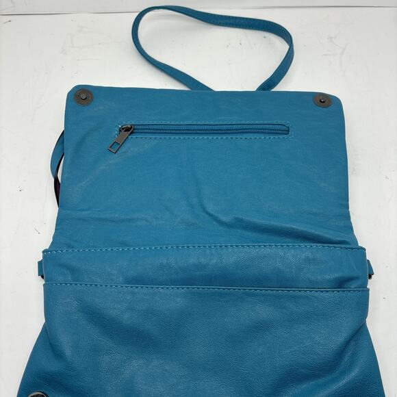 Mellow World Rainbow Twisted Crossbody Clutch Turquoise w/ Shoulder Strap - NICE - Picture 3 of 8
